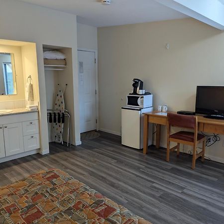 Summerland Motel Bagian luar foto